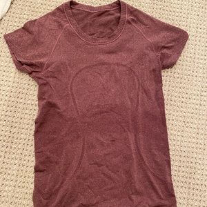 Lulu Lemon Women’s Swiftly Tech Short Sleeve